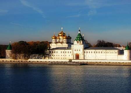 City view, Kostroma, Russia
Photo by mobinovyc website Pixabay 